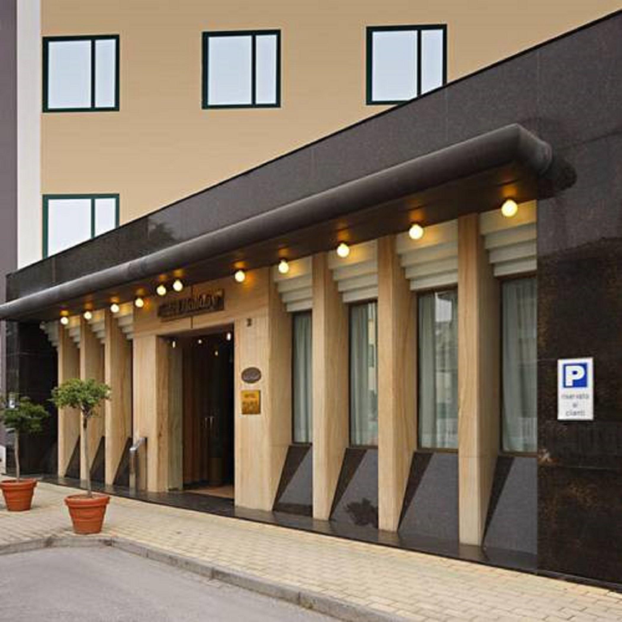 Smart Hotel Holiday Mestre Exterior photo